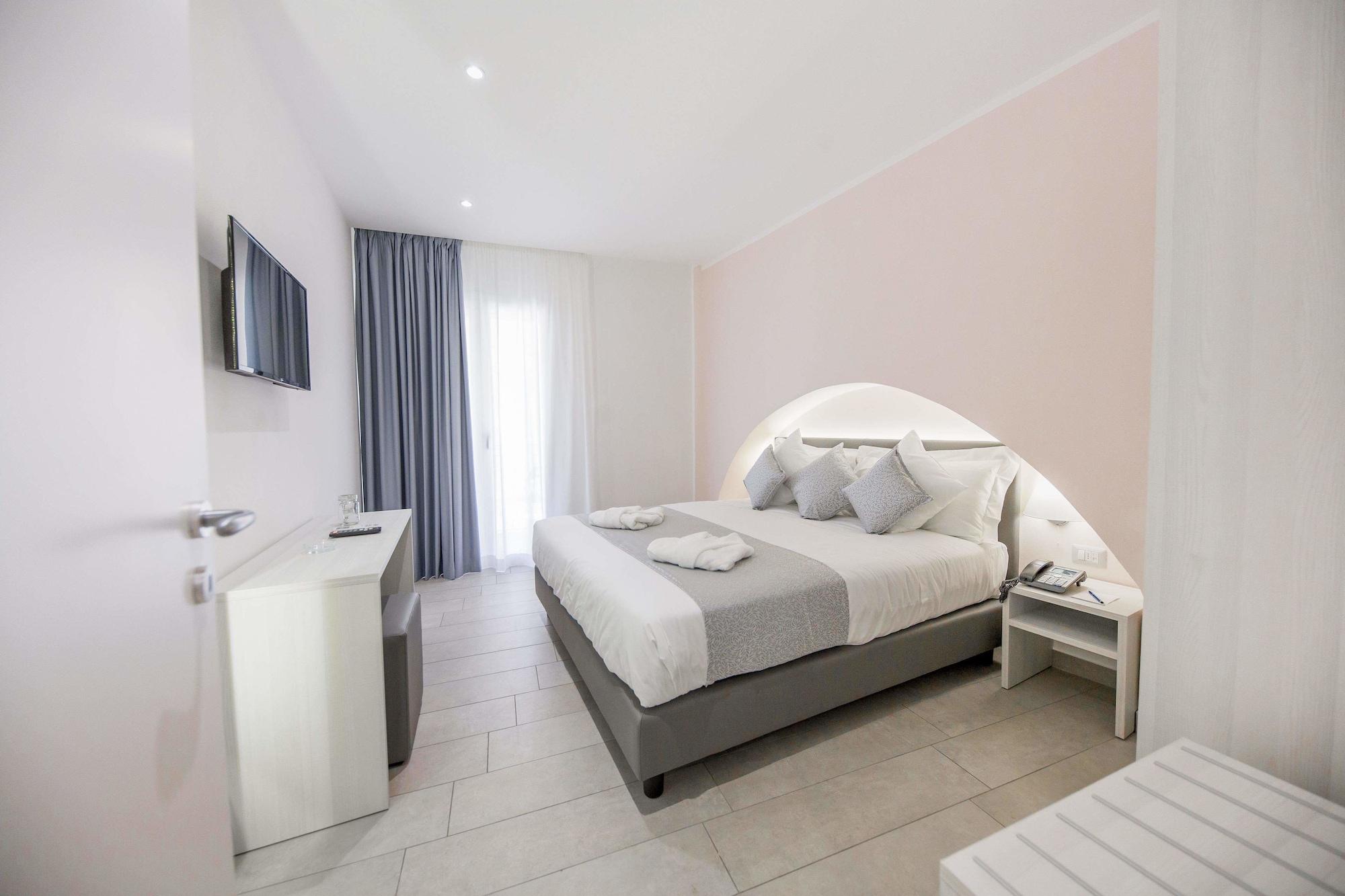 Ossuna Bay Hotel Boutique 切法卢 外观 照片