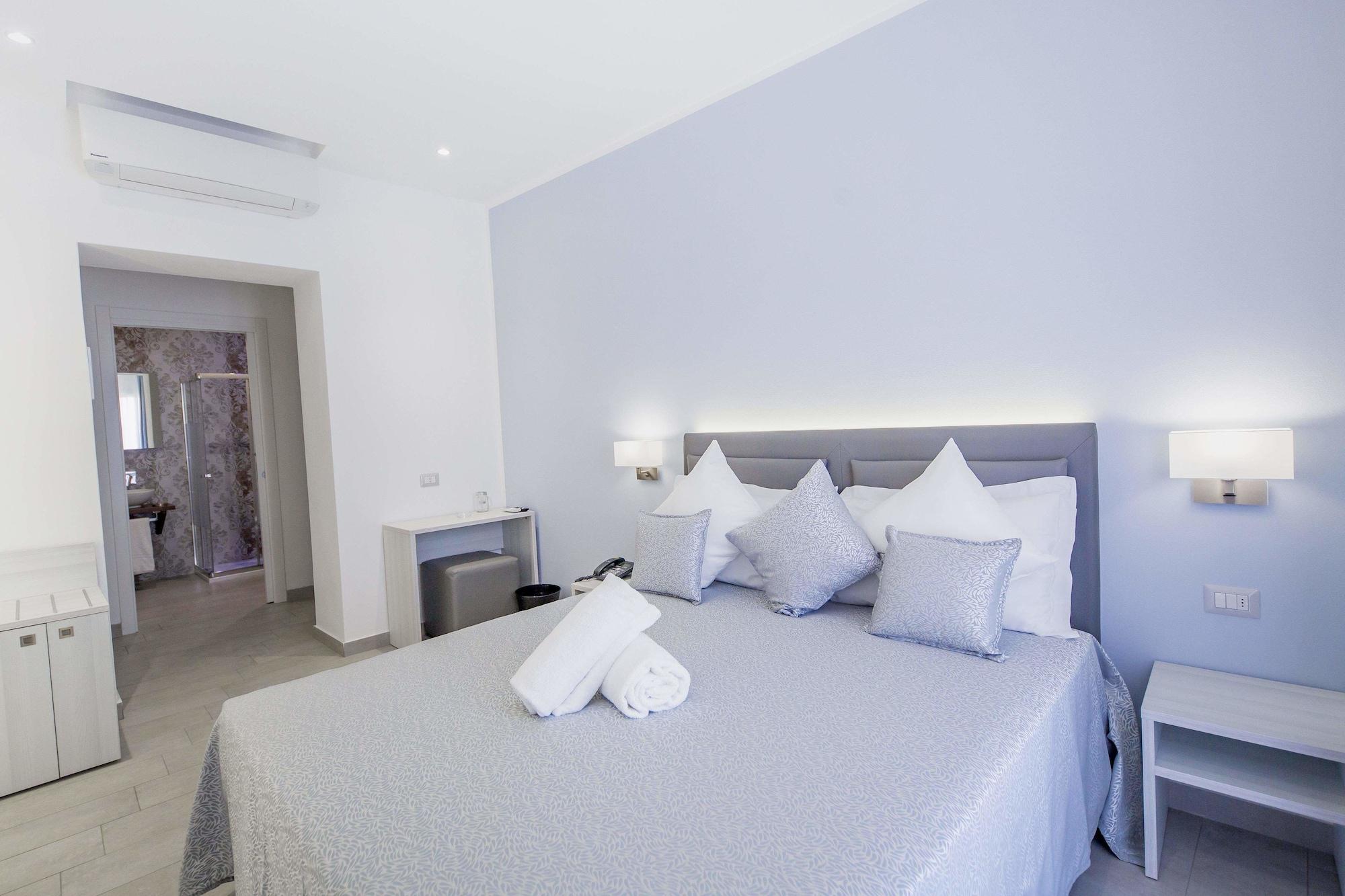 Ossuna Bay Hotel Boutique 切法卢 外观 照片